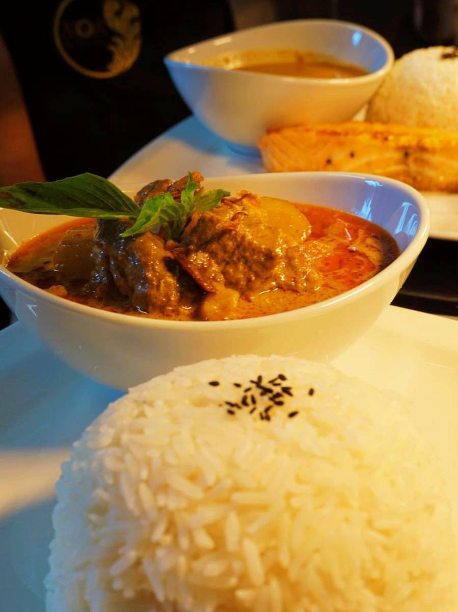 Nok Thai Take Away Dulliken - red curry
